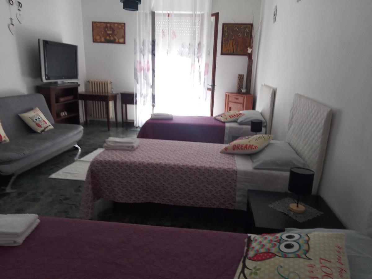 Ferienwohnung Shanel Seravezza Exterior foto